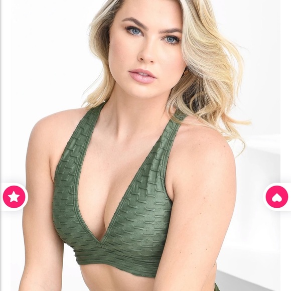 Booty by Brabants Other - Booty by Brabants Agave V neck top